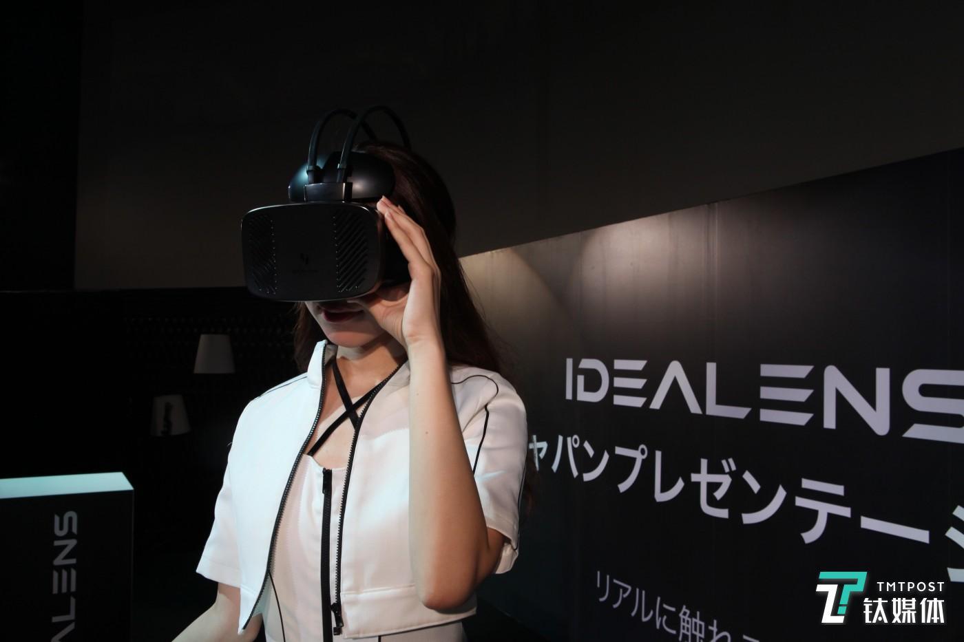IDEALENS在东京发布的第二代一体机产品 IDEALENS K2